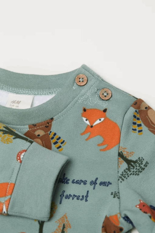H&M TAKE CARE OF OUR FOREST	SWEATSHIRT - Image 2