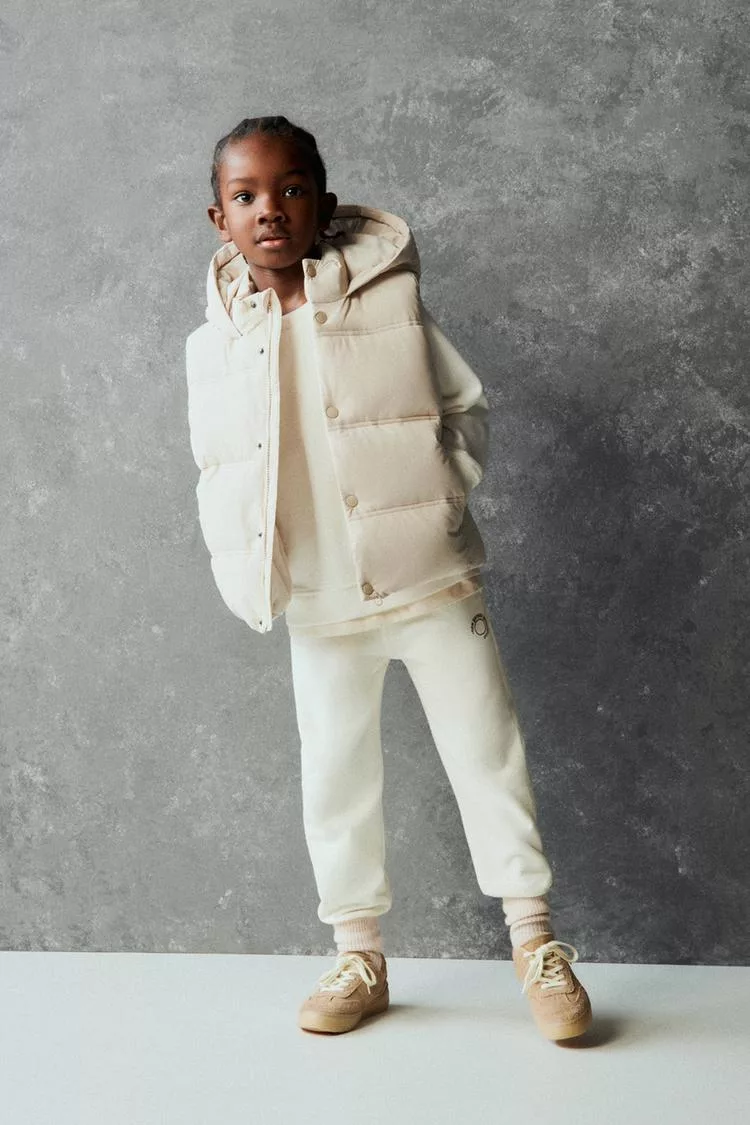 Zara New Game Round Logo Trouser - Image 3