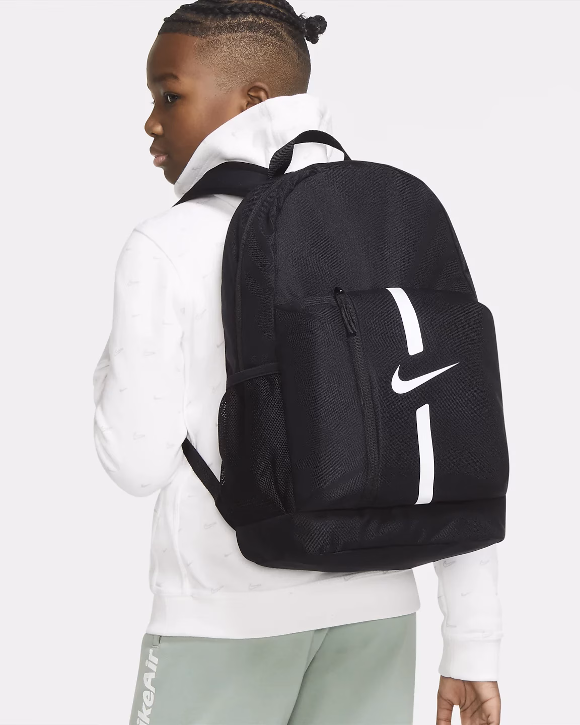 Nike Academy Team Kids’ Football Backpack (22L) DA2571