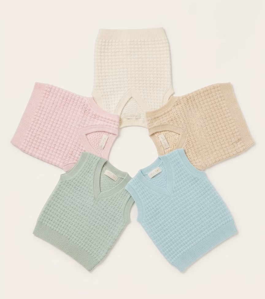 Fables Big Dotted Textured Sleeveless Sweater - Image 8